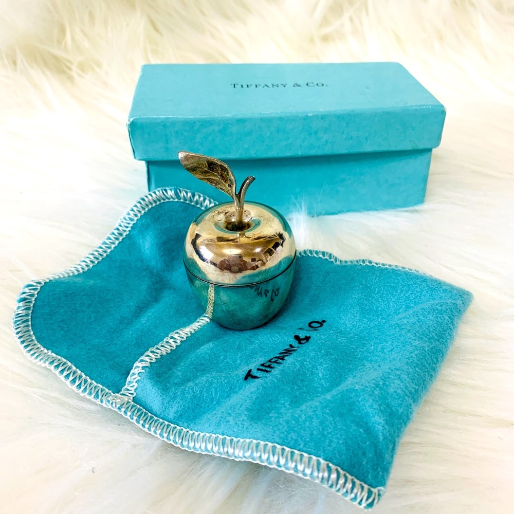 💯Authentic RARE Vintage Tiffany & Co Makers 25008 Sterling Silver Apple PillBox